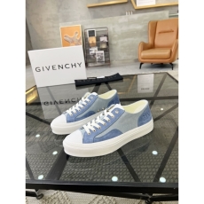 Givenchy Sneakers